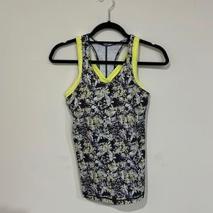 Lululemon multi color floral tank with yellow bra top sz 6